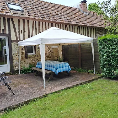 بيت للعطل Gites Manoir Du Buquet